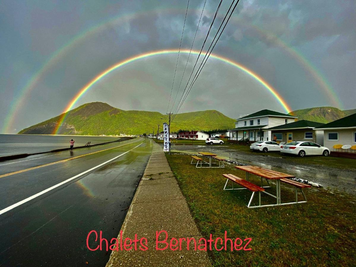 Chalets Bernatchez Мон Сен Пиер Екстериор снимка